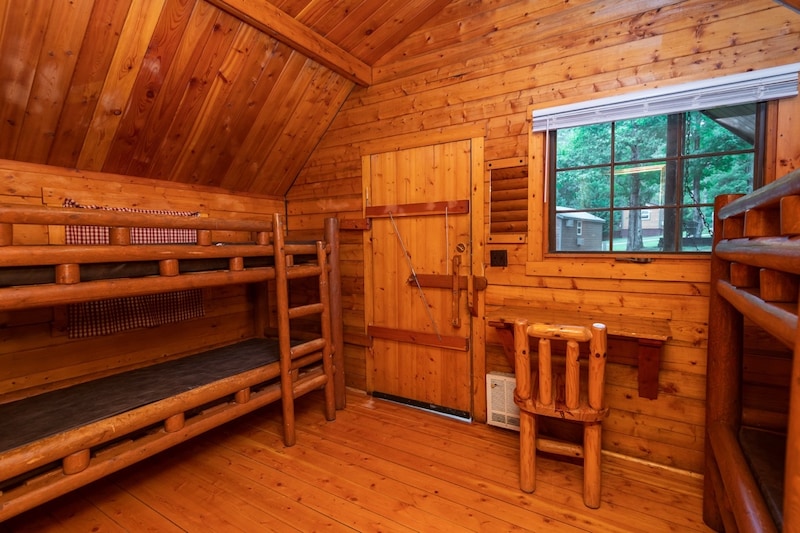 2 Room Cabin-3